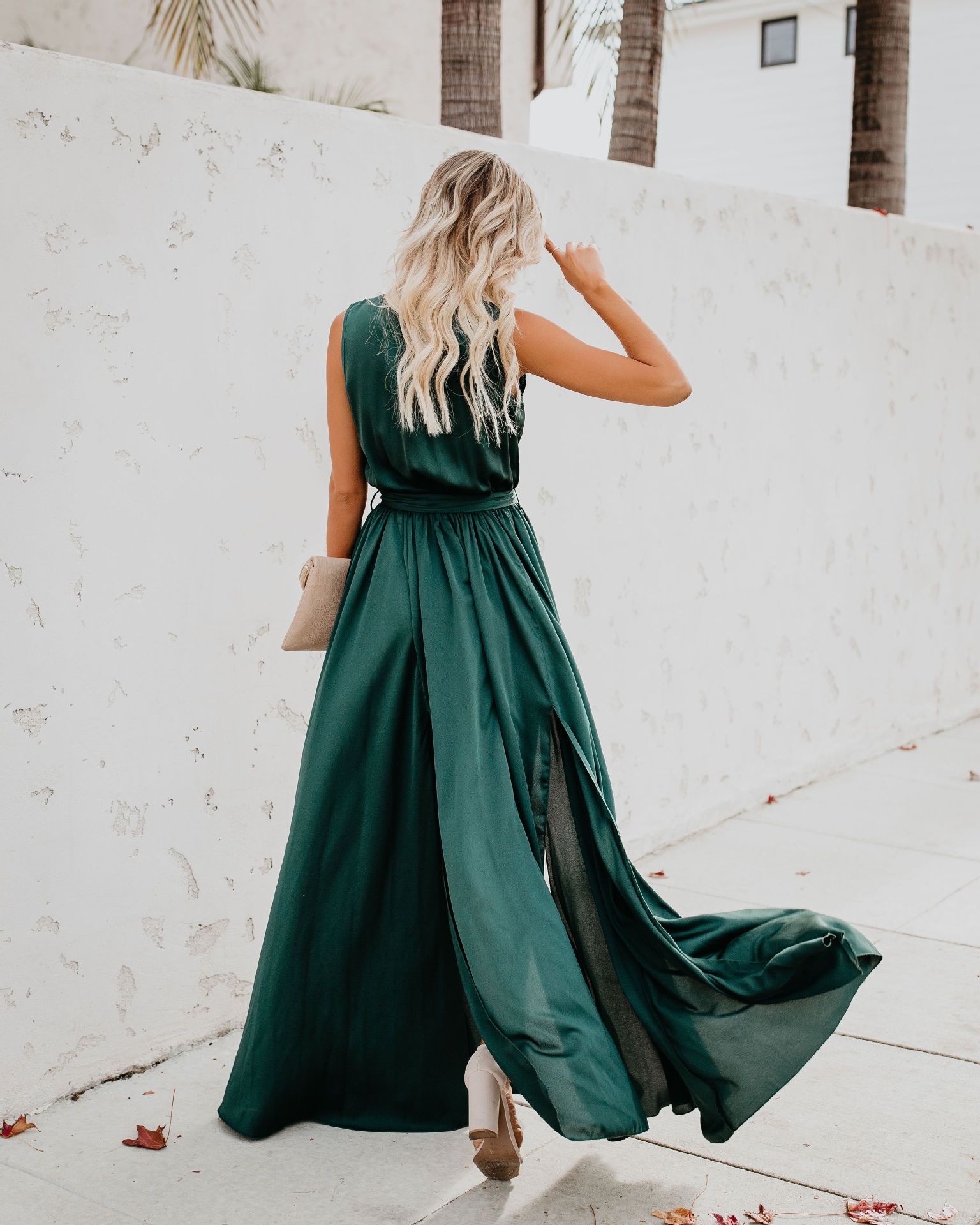 Maria - Vestido escote V ligero