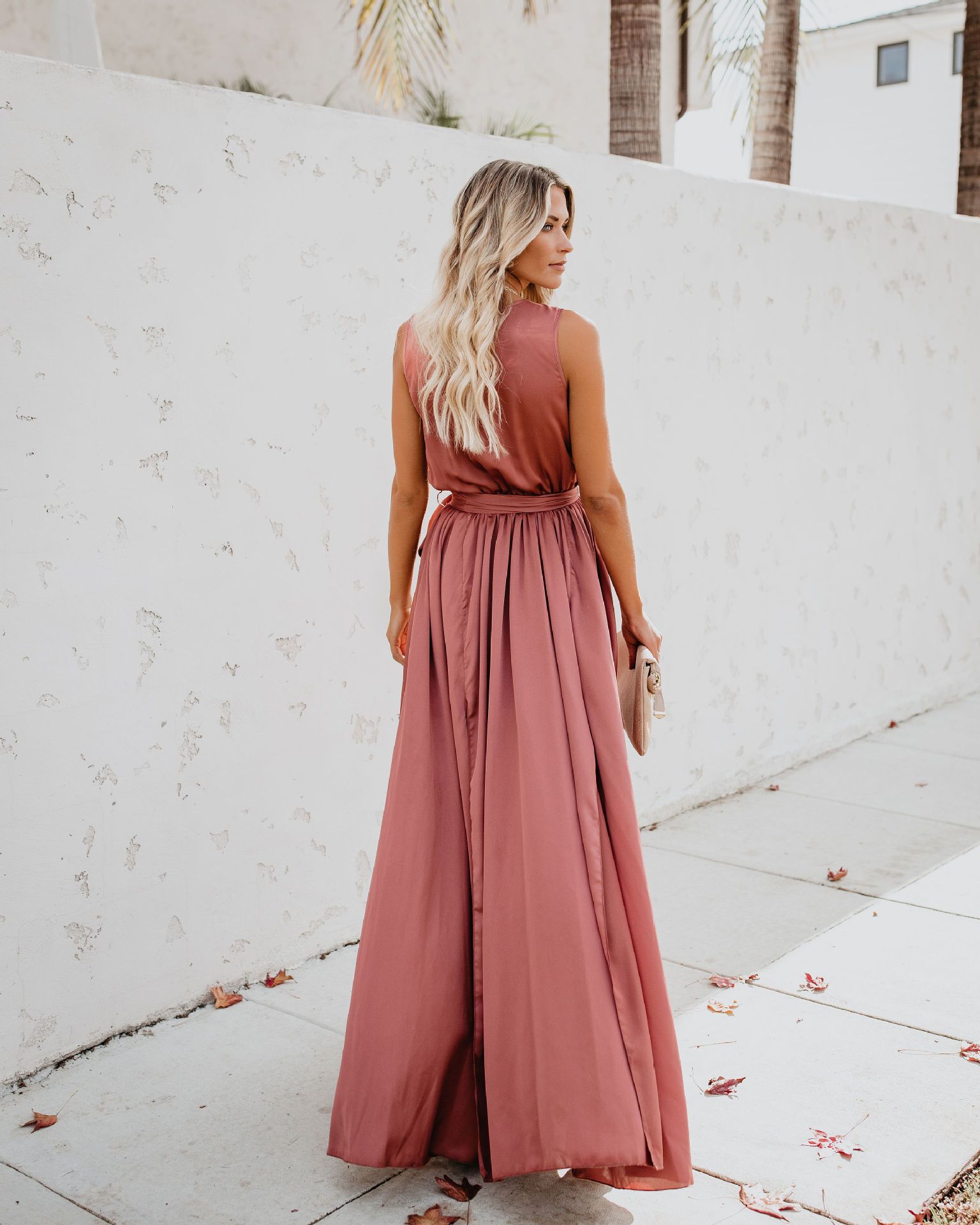 Maria - Vestido escote V ligero