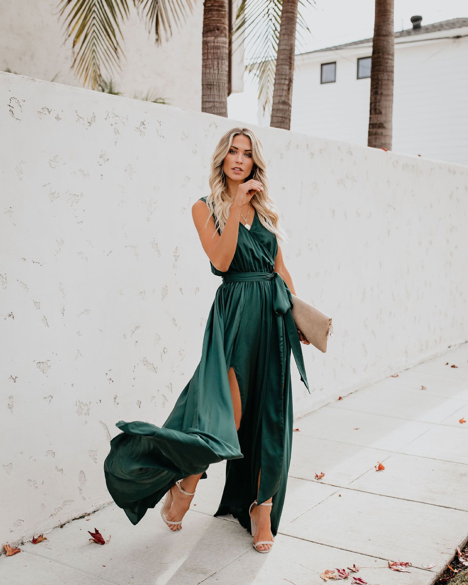 Maria - Vestido escote V ligero